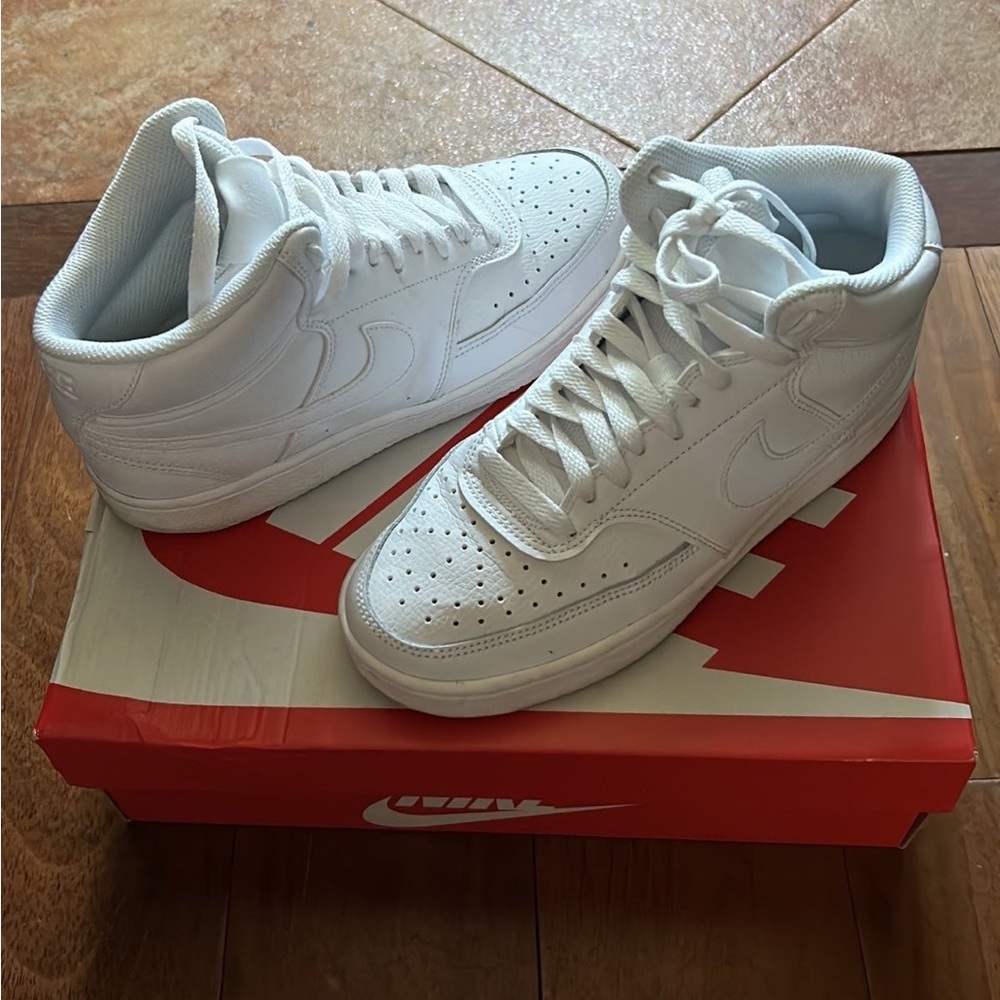 Nike Women’s Court Vision Mid